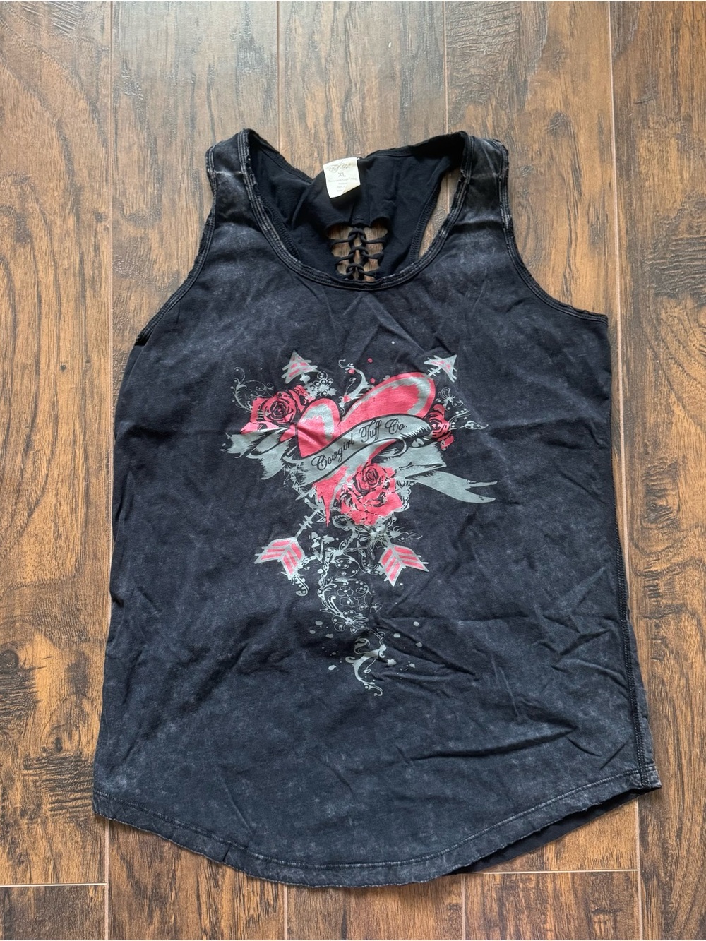 Cowgirl Tuff Co. XL Black with Red Heart Graphic Racerback Tank Top